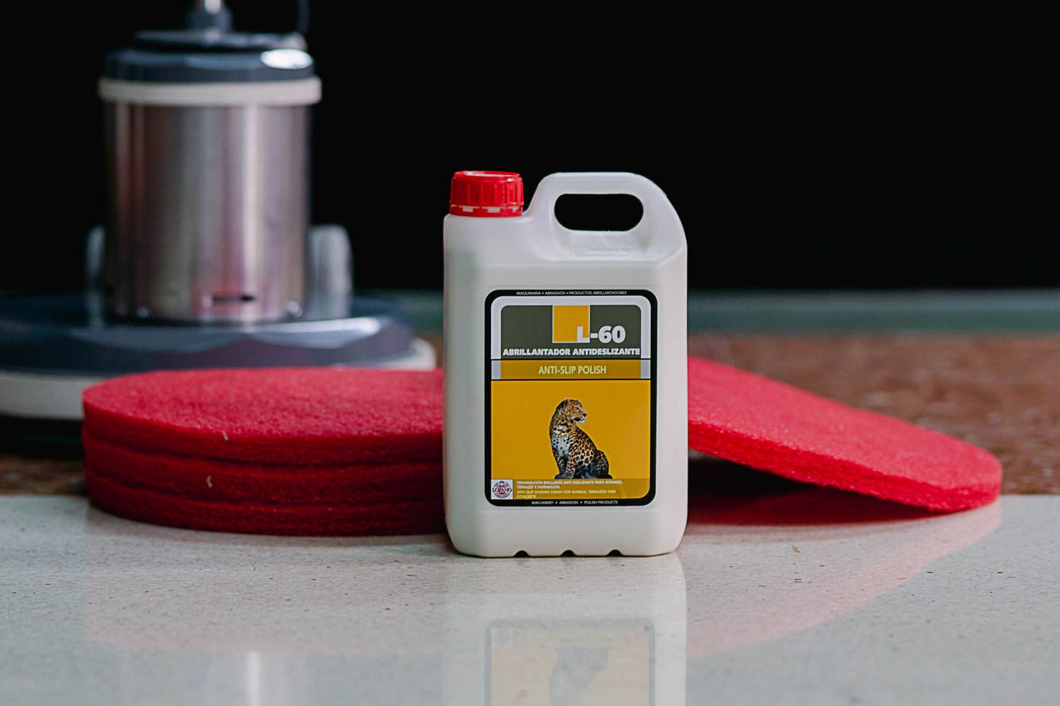 Abrillantador para suelos autodeslizante Leopard-60 Comercial Lozano