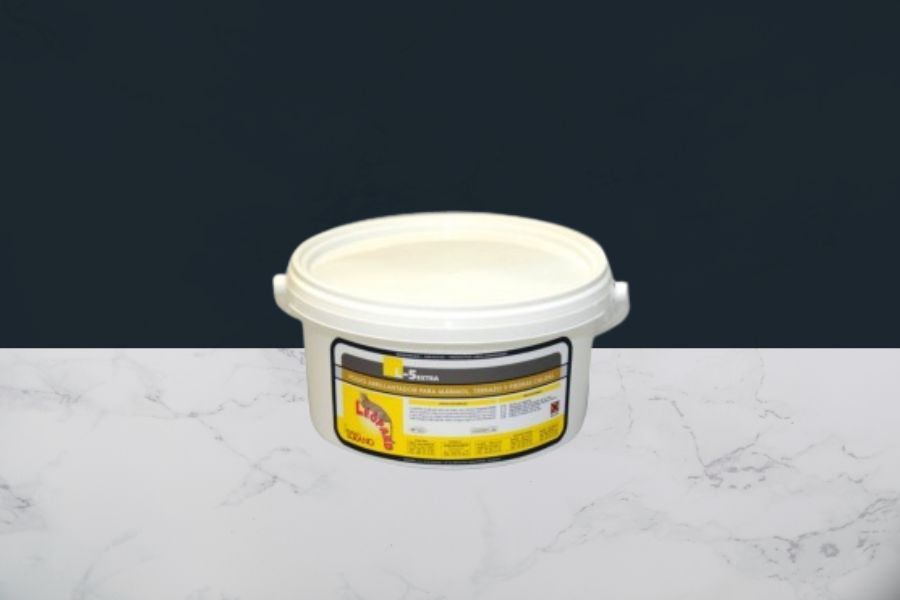 Polvo abrillantador para mármol Leopard de Comercial Lozano